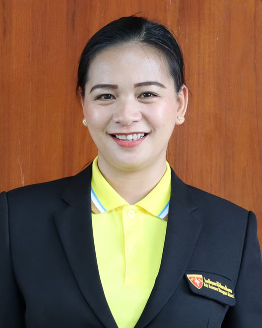 T.Verna Thomas Valentin  
ครูต่างชาติ 